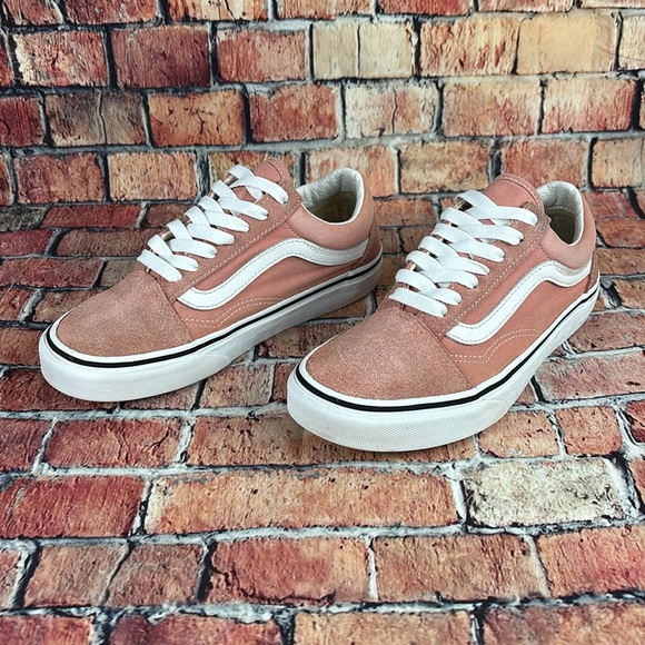 VANS CLASSIC WARD LOWTOPS, WOMANS SIZE 6.5 GUC - Picture 5 of 11